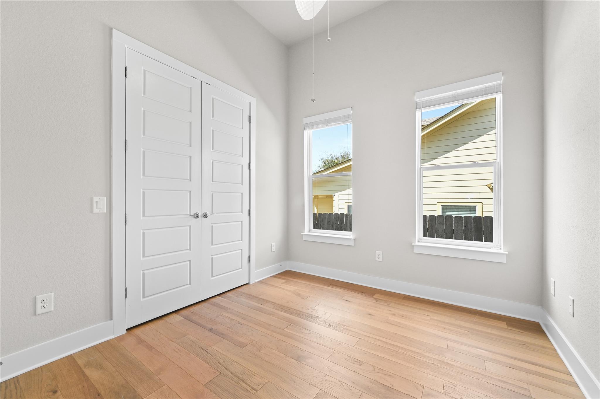 6333 Florencia Ln, Austin, TX 78724