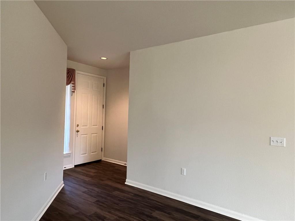 167 Whispering Wind Dr, Georgetown, TX 78633