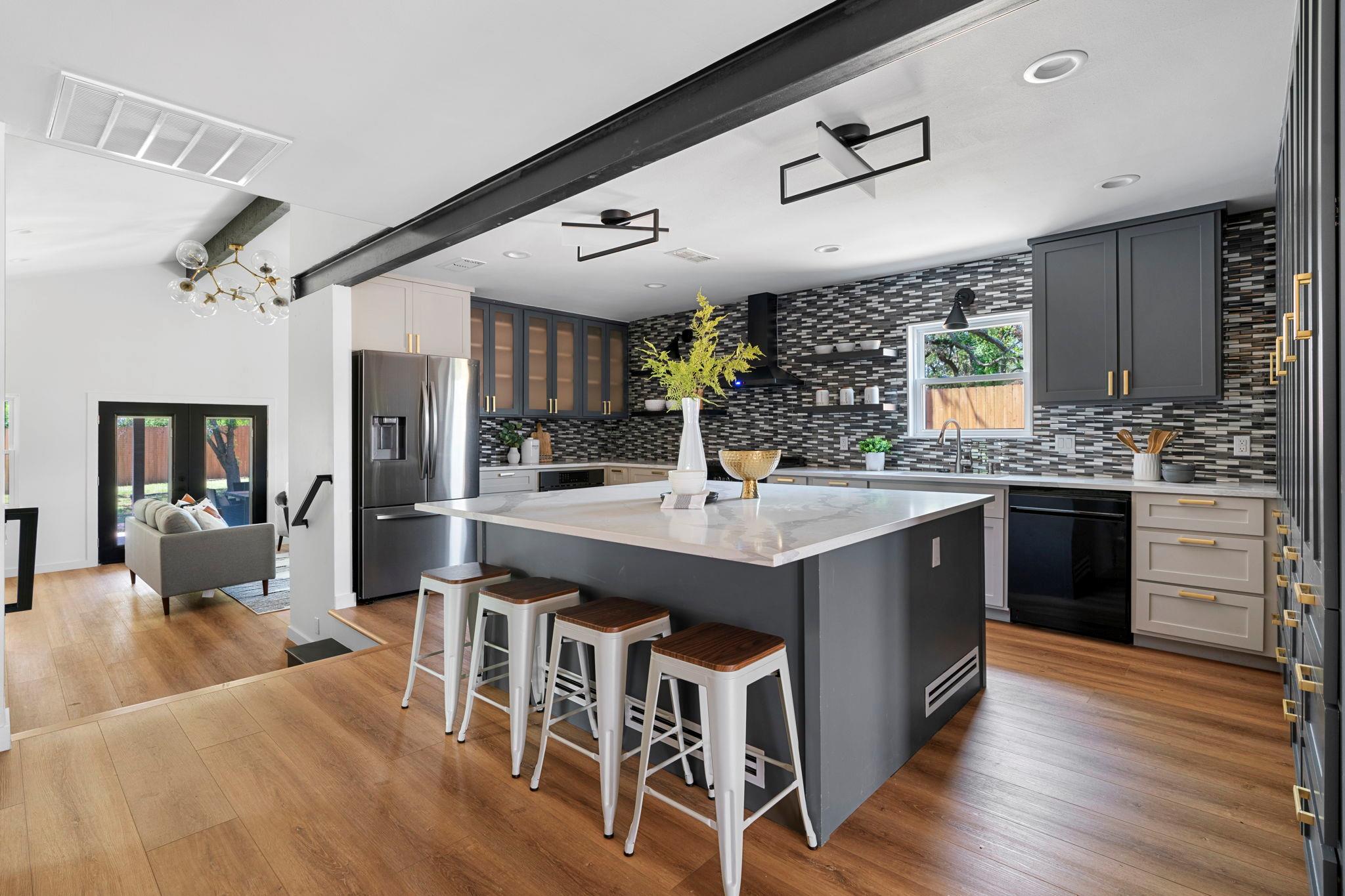 6501 Thomas Springs Rd, Austin, TX 78736