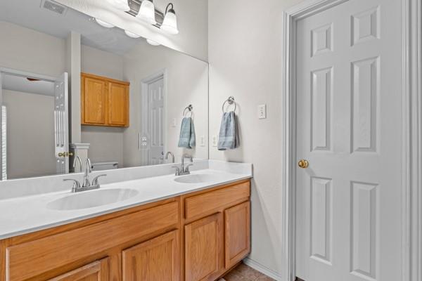 11613 Paul E Anderson Dr, Austin, TX 78748