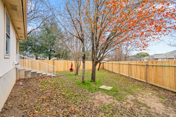 11613 Paul E Anderson Dr, Austin, TX 78748