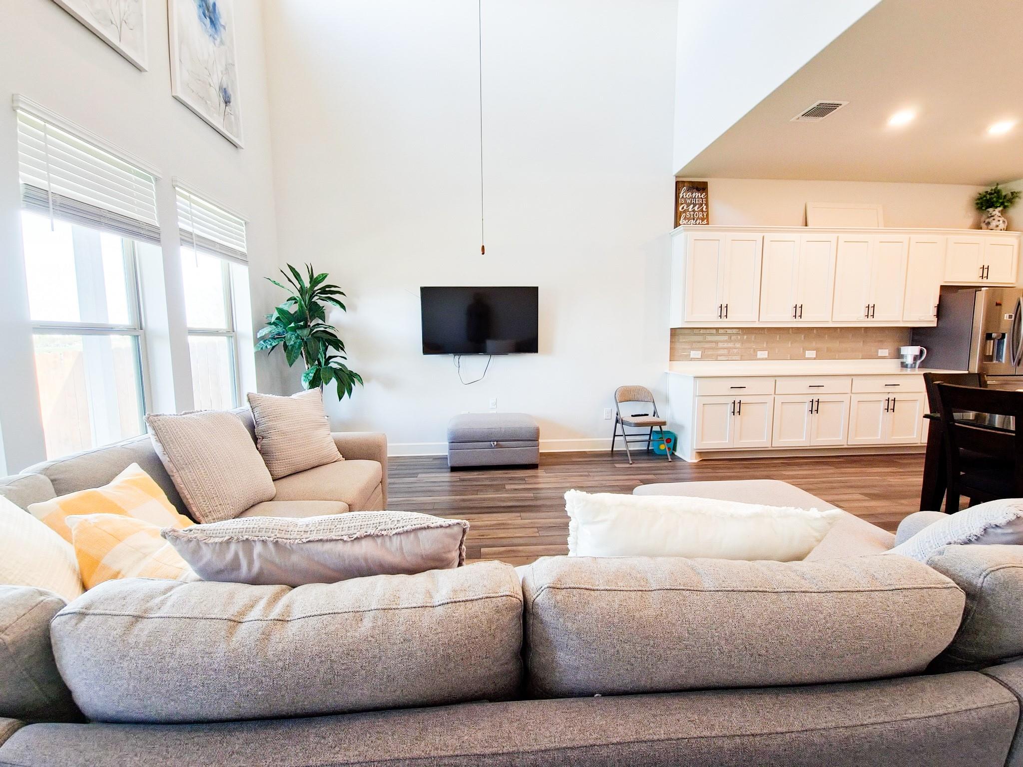 12612 Stanford Dr # 7, Austin, TX 78748