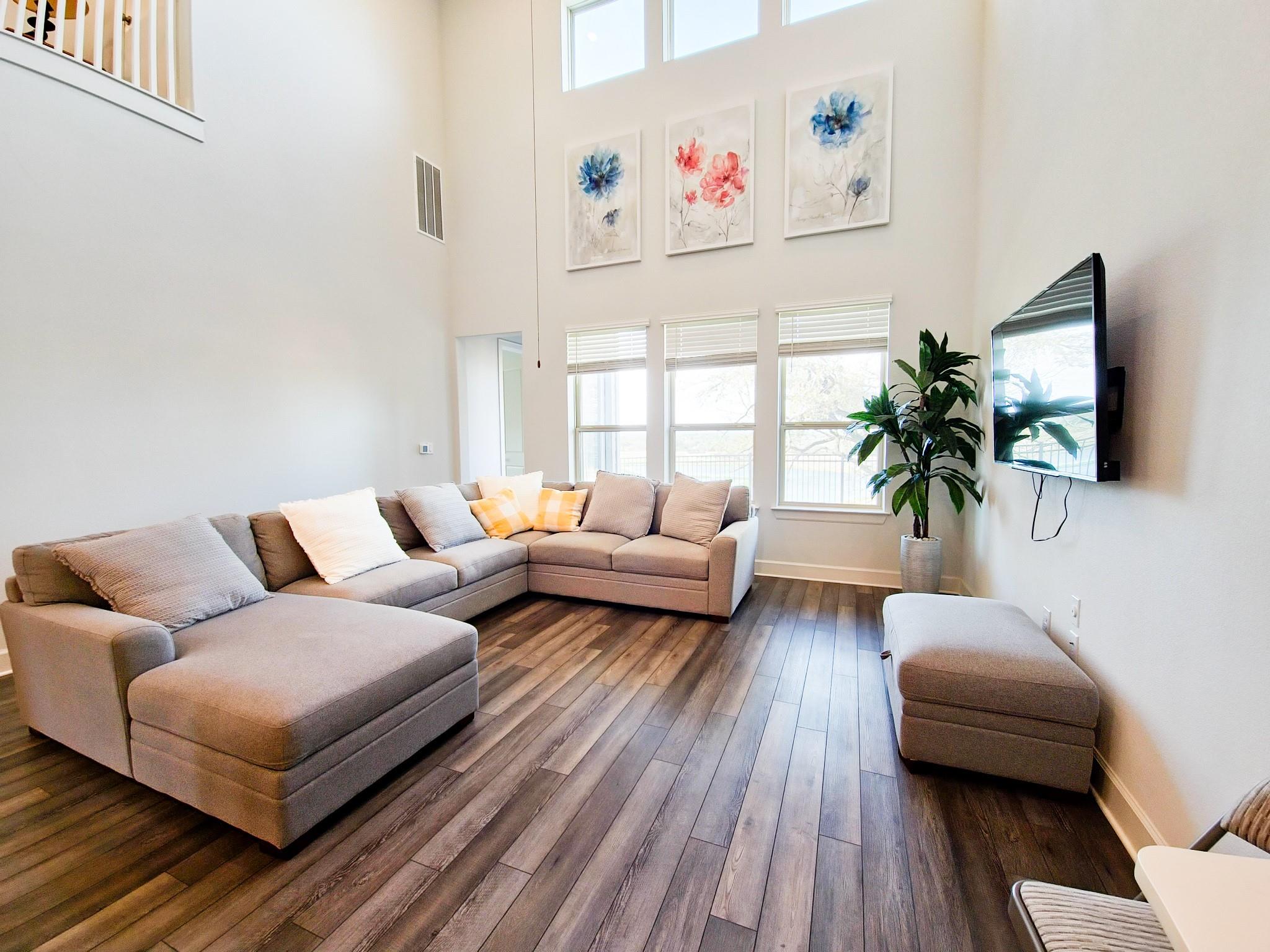 12612 Stanford Dr # 7, Austin, TX 78748