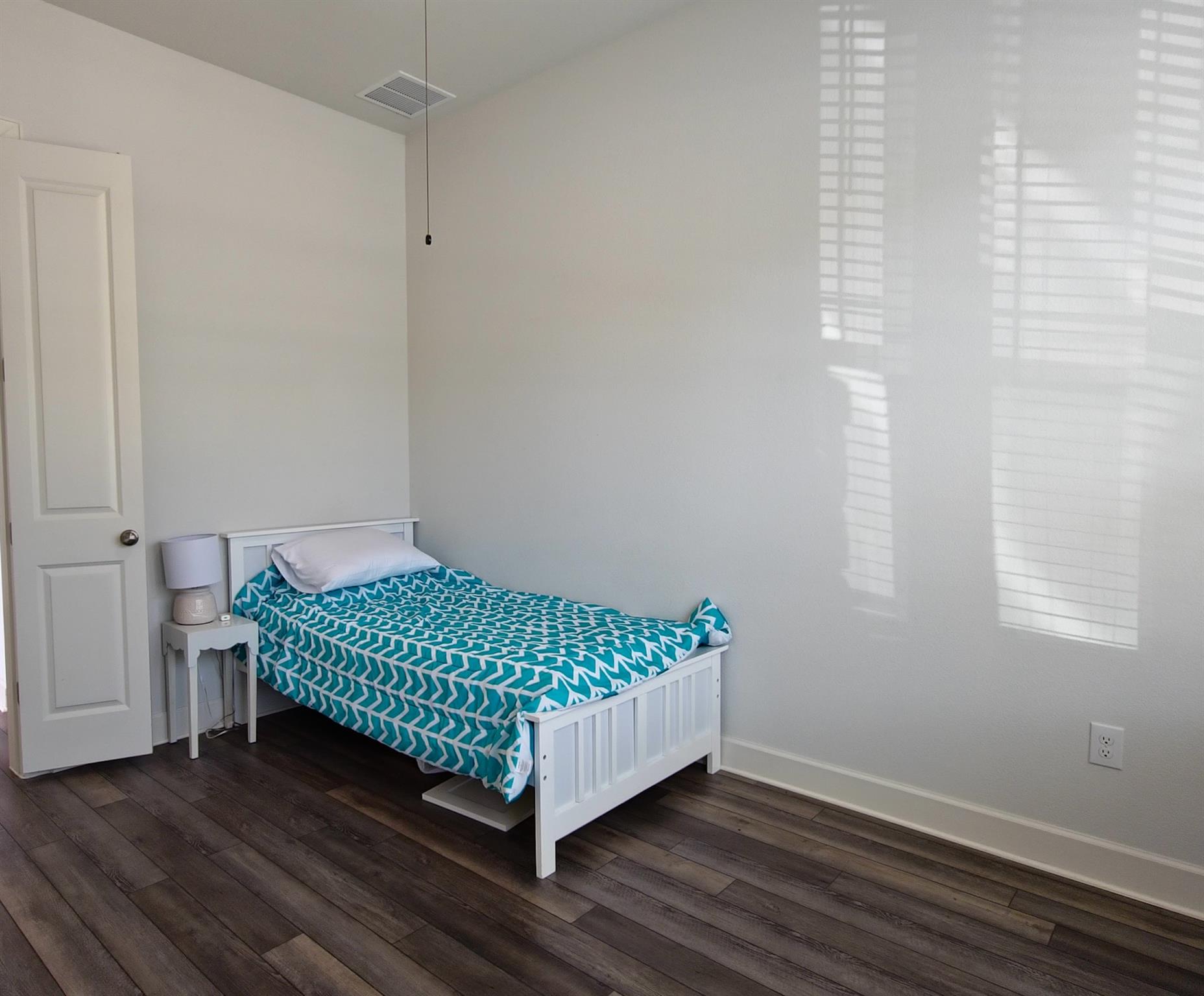 12612 Stanford Dr # 7, Austin, TX 78748