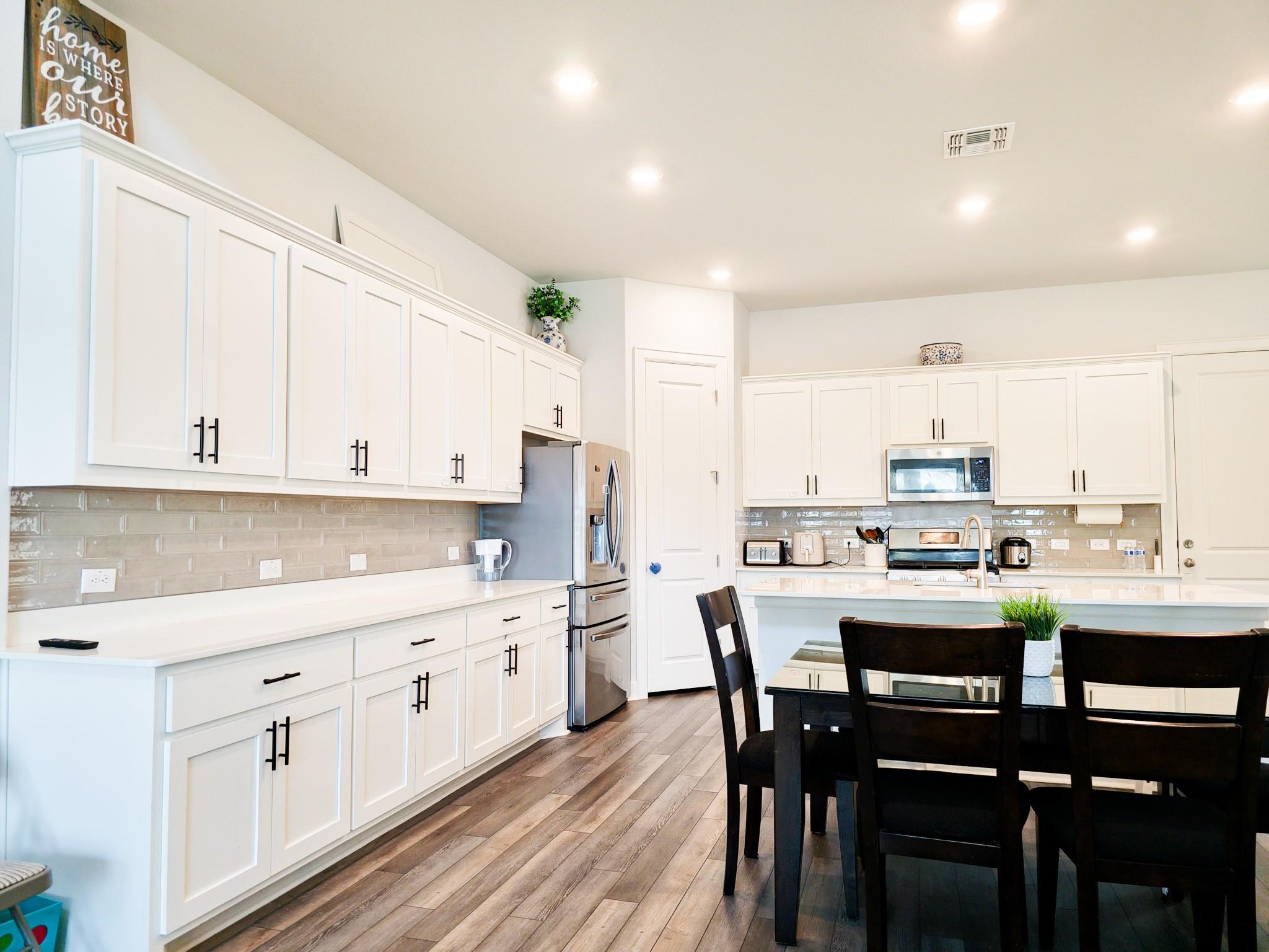 12612 Stanford Dr # 7, Austin, TX 78748