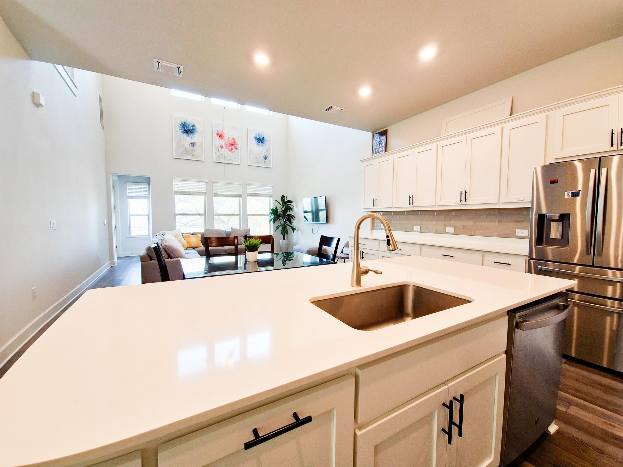 12612 Stanford Dr # 7, Austin, TX 78748