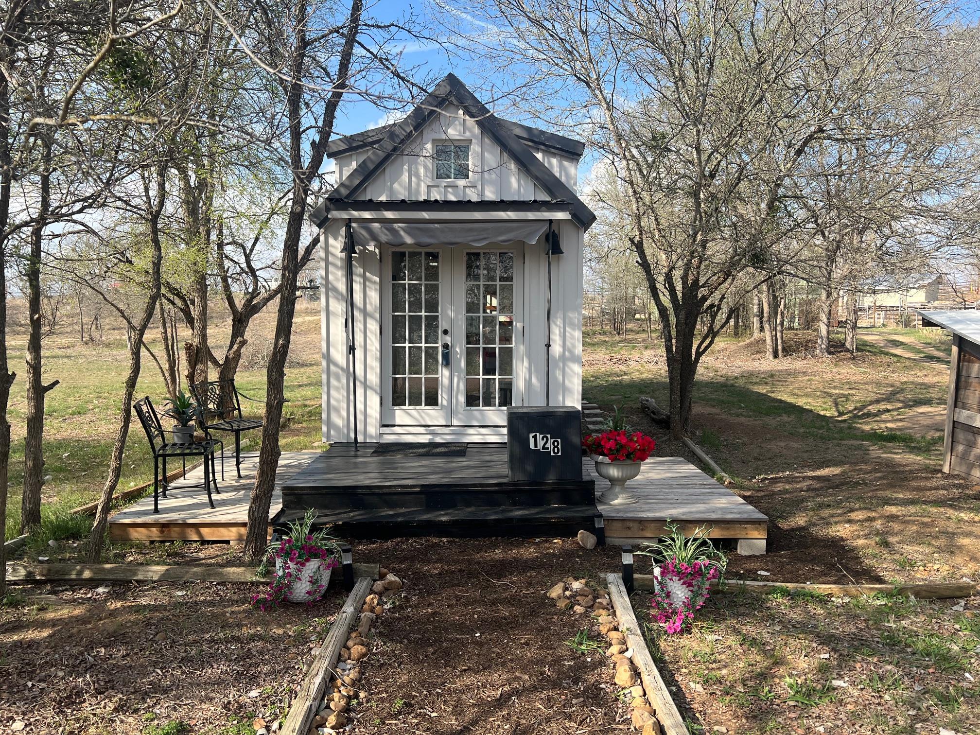 128 Arrowhead Ct # A, Bastrop, TX 78602