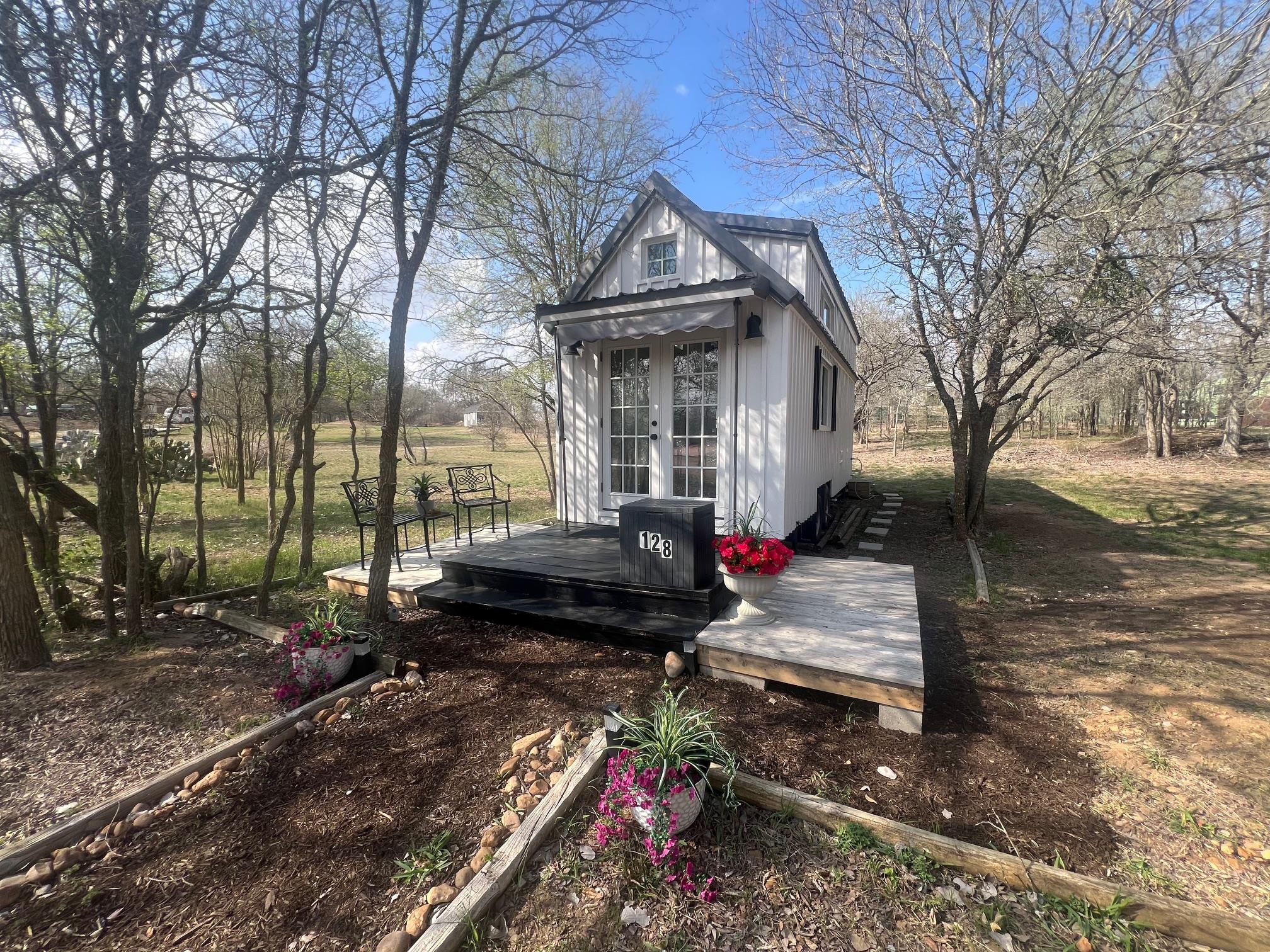 128 Arrowhead Ct # A, Bastrop, TX 78602