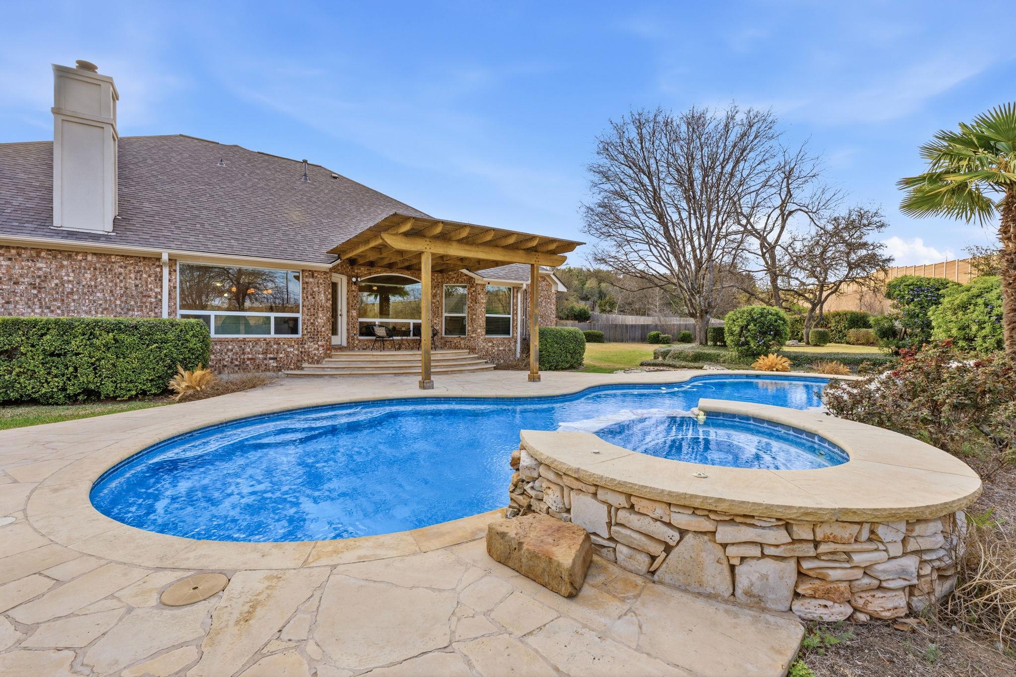 2400 Vestavia Ridge Ln, Cedar Park, TX 78613