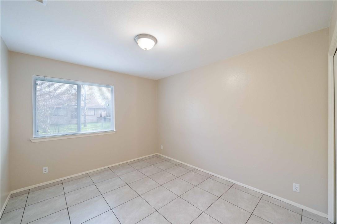 1944 Nicole Cir # A, Round Rock, TX 78664