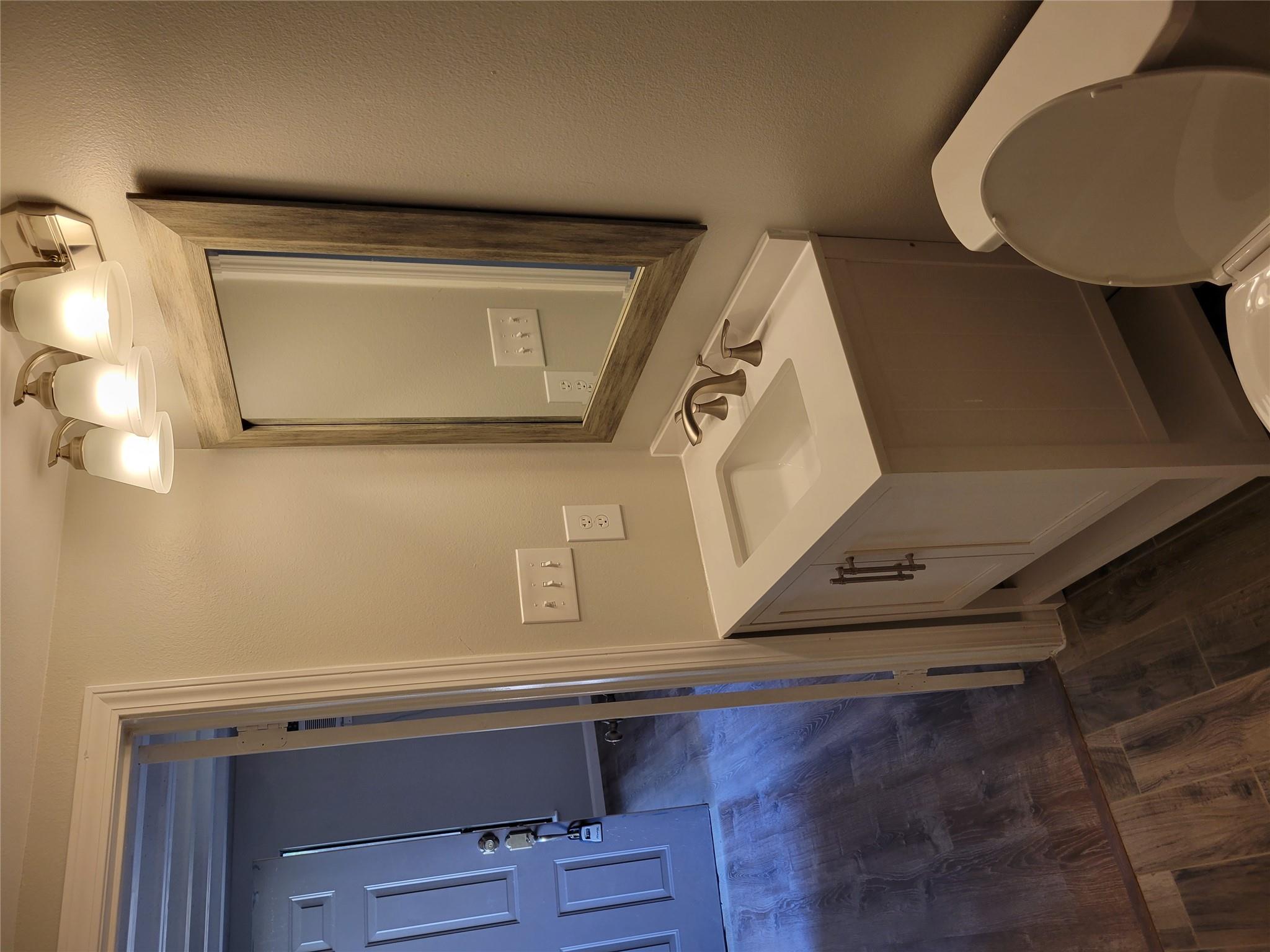 5916 Lago Vista Way # #14 Downstairs, Lago Vista, TX 78645