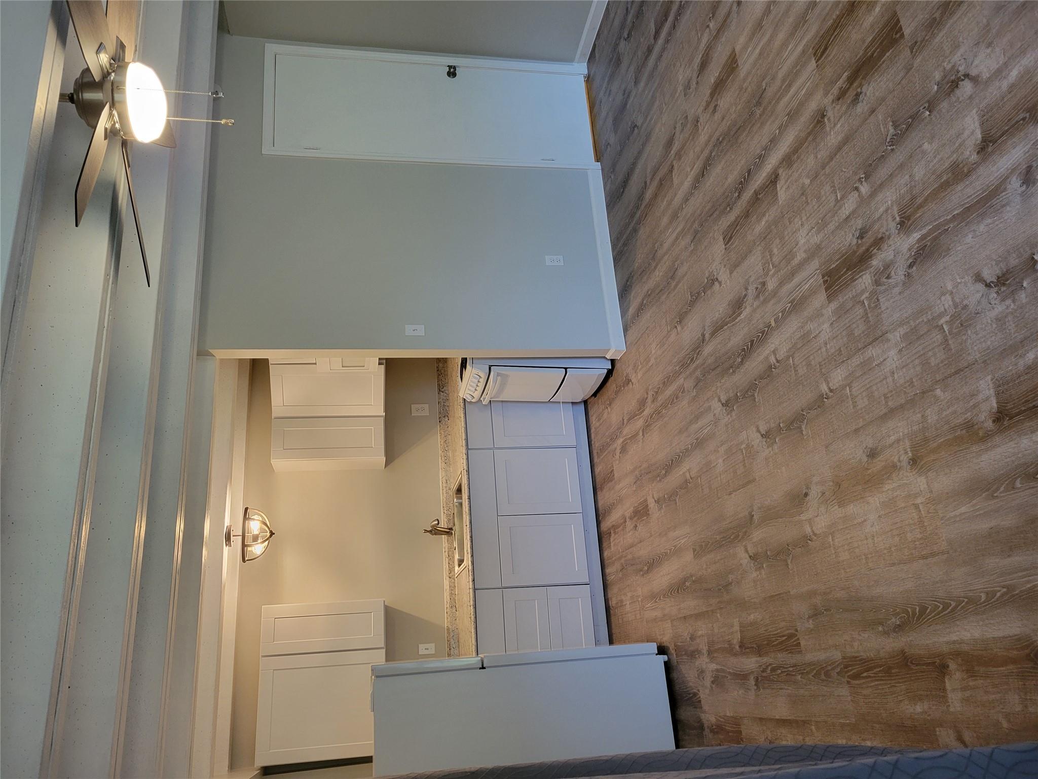 5916 Lago Vista Way # #14 Downstairs, Lago Vista, TX 78645