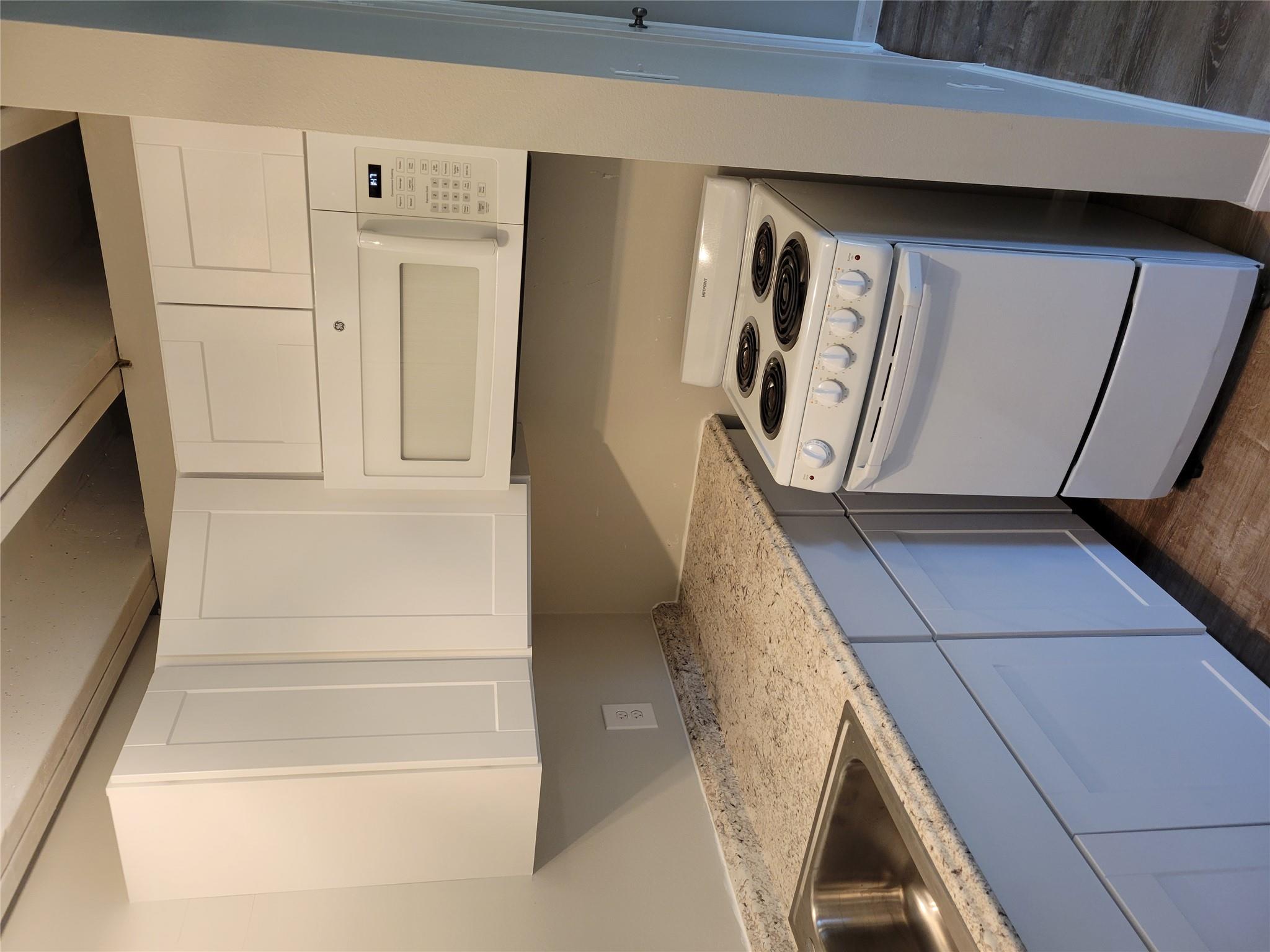 5916 Lago Vista Way # #14 Downstairs, Lago Vista, TX 78645