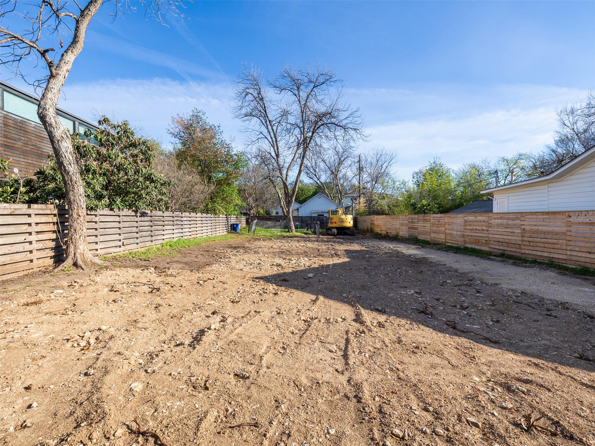 1916 W 38th St, Austin, TX 78731