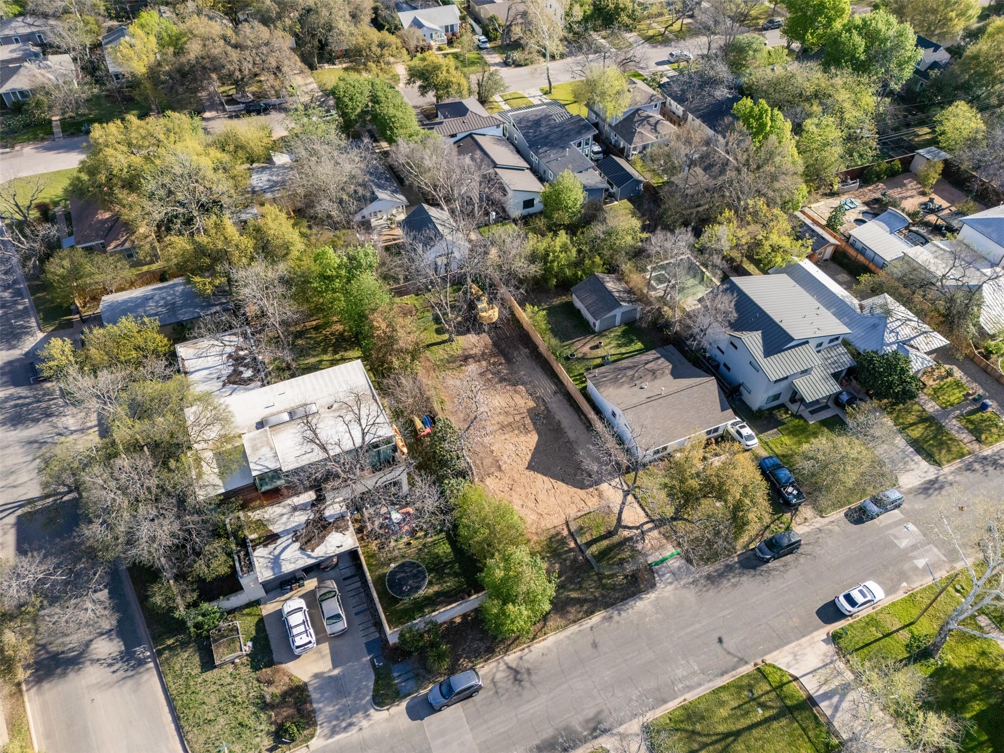 1916 W 38th St, Austin, TX 78731