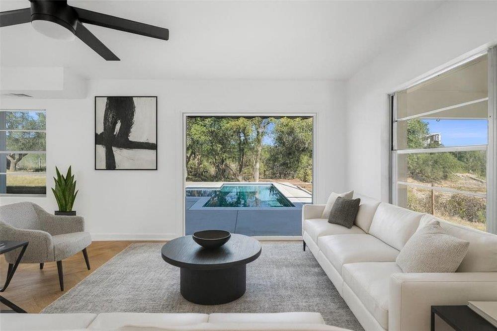 20204 Barnett Glenn Rd, Spicewood, TX 78669