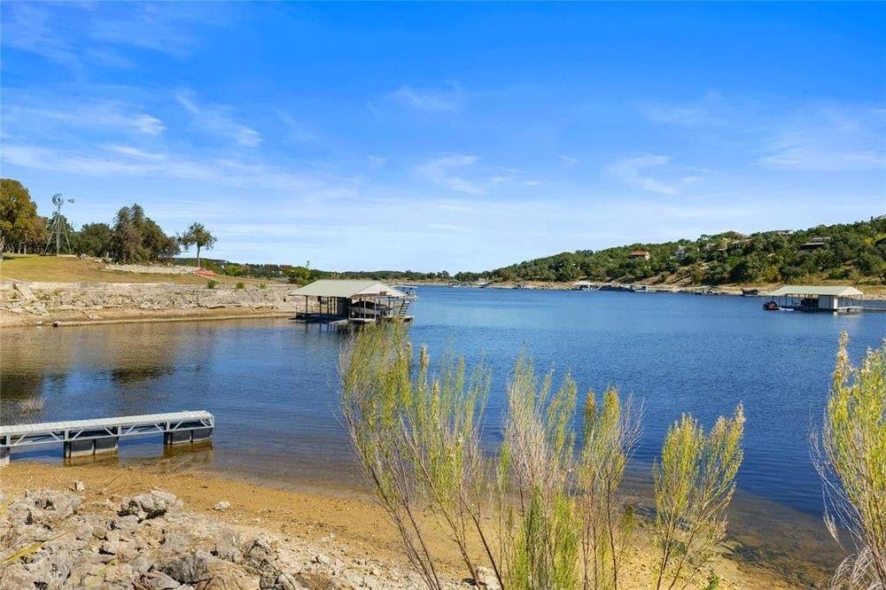 20204 Barnett Glenn Rd, Spicewood, TX 78669