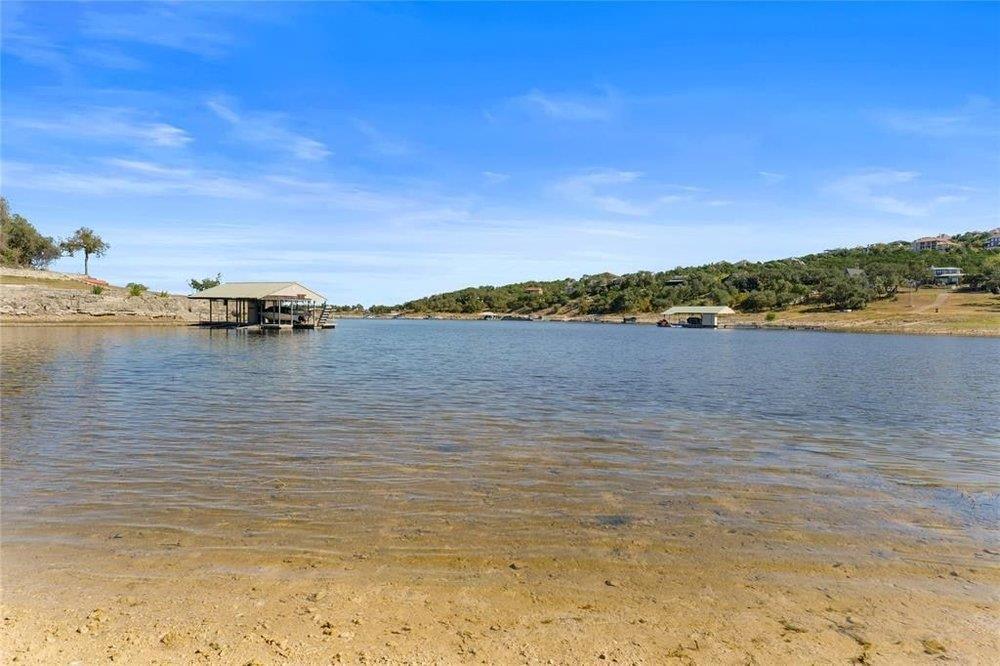 20204 Barnett Glenn Rd, Spicewood, TX 78669