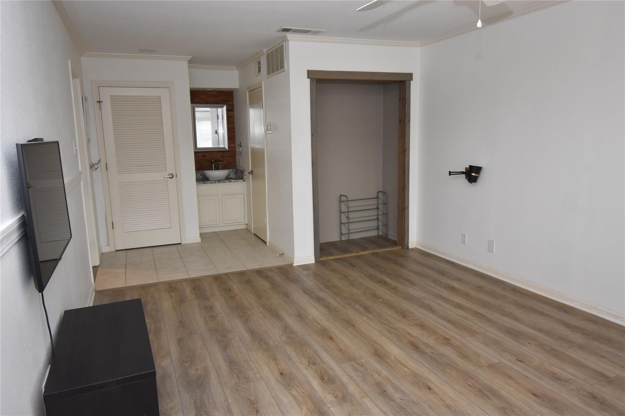 8888 Tallwood Dr # 2109, Austin, TX 78759