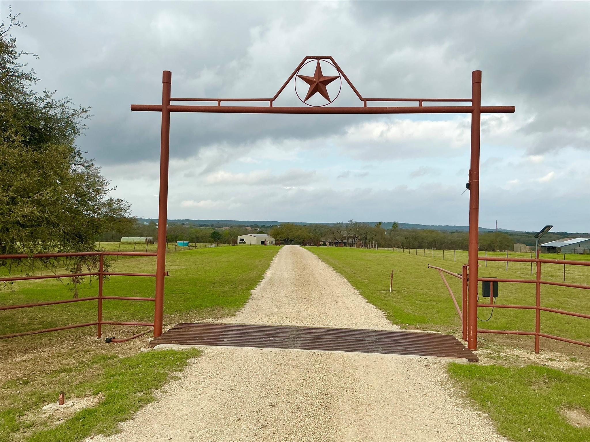 2501 County Road 228 Rd, Florence, TX 76527