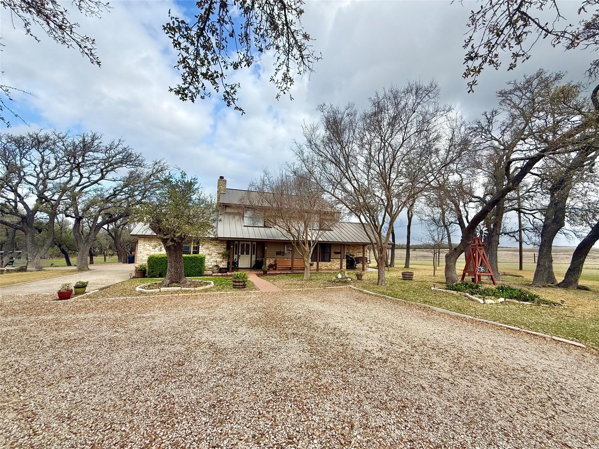 2501 County Road 228 Rd, Florence, TX 76527
