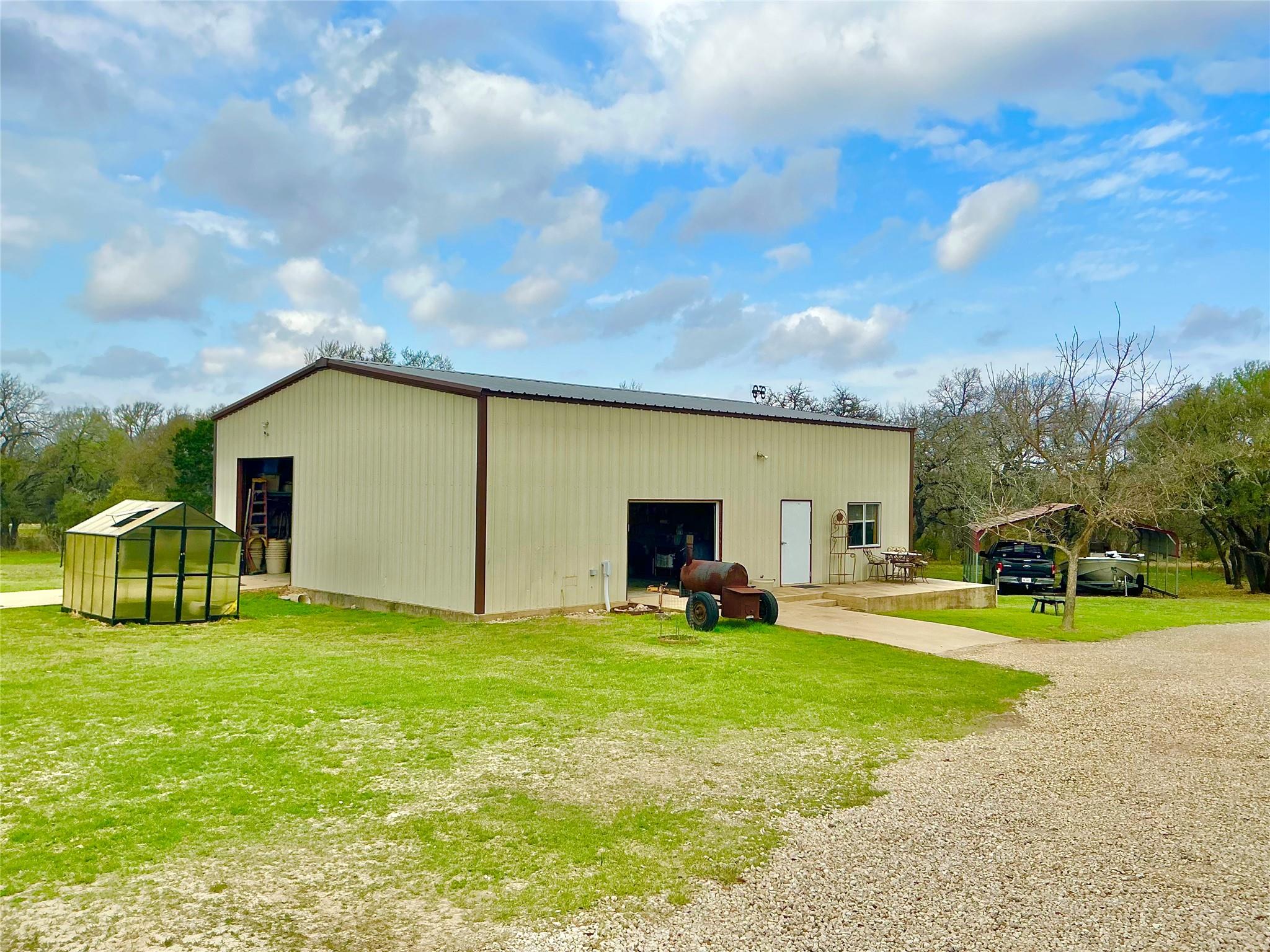 2501 County Road 228 Rd, Florence, TX 76527