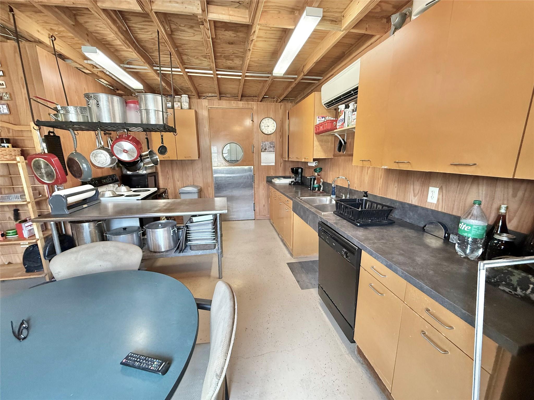 2501 County Road 228 Rd, Florence, TX 76527