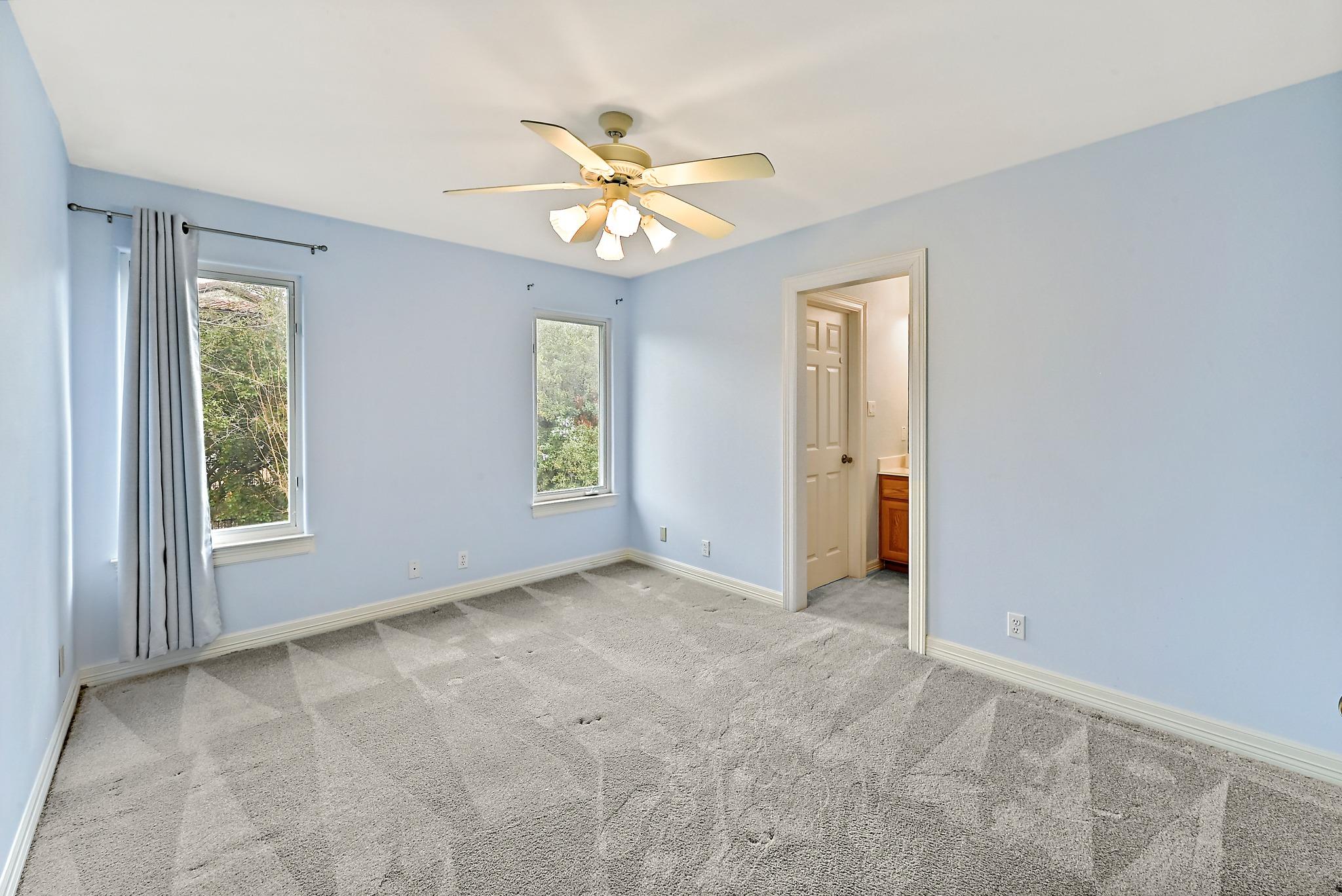 22 Hedgebrook Way, The Hills, TX 78738