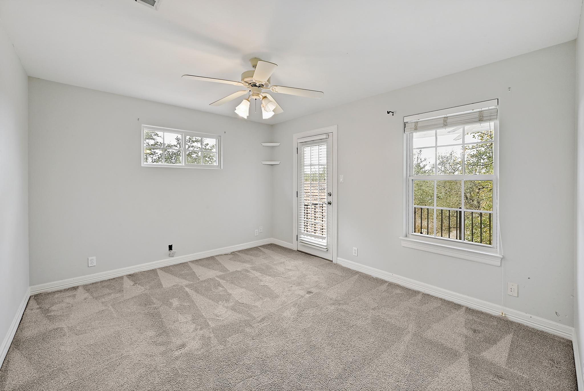 22 Hedgebrook Way, The Hills, TX 78738