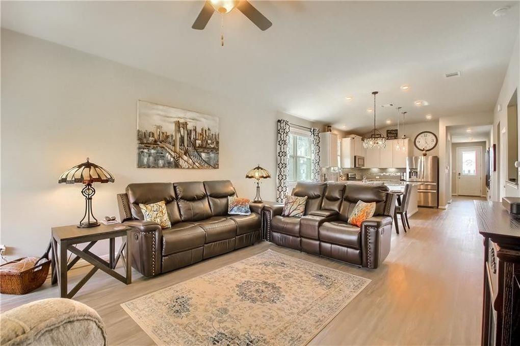 1516 Ida Nell Pearson St, Leander, TX 78641