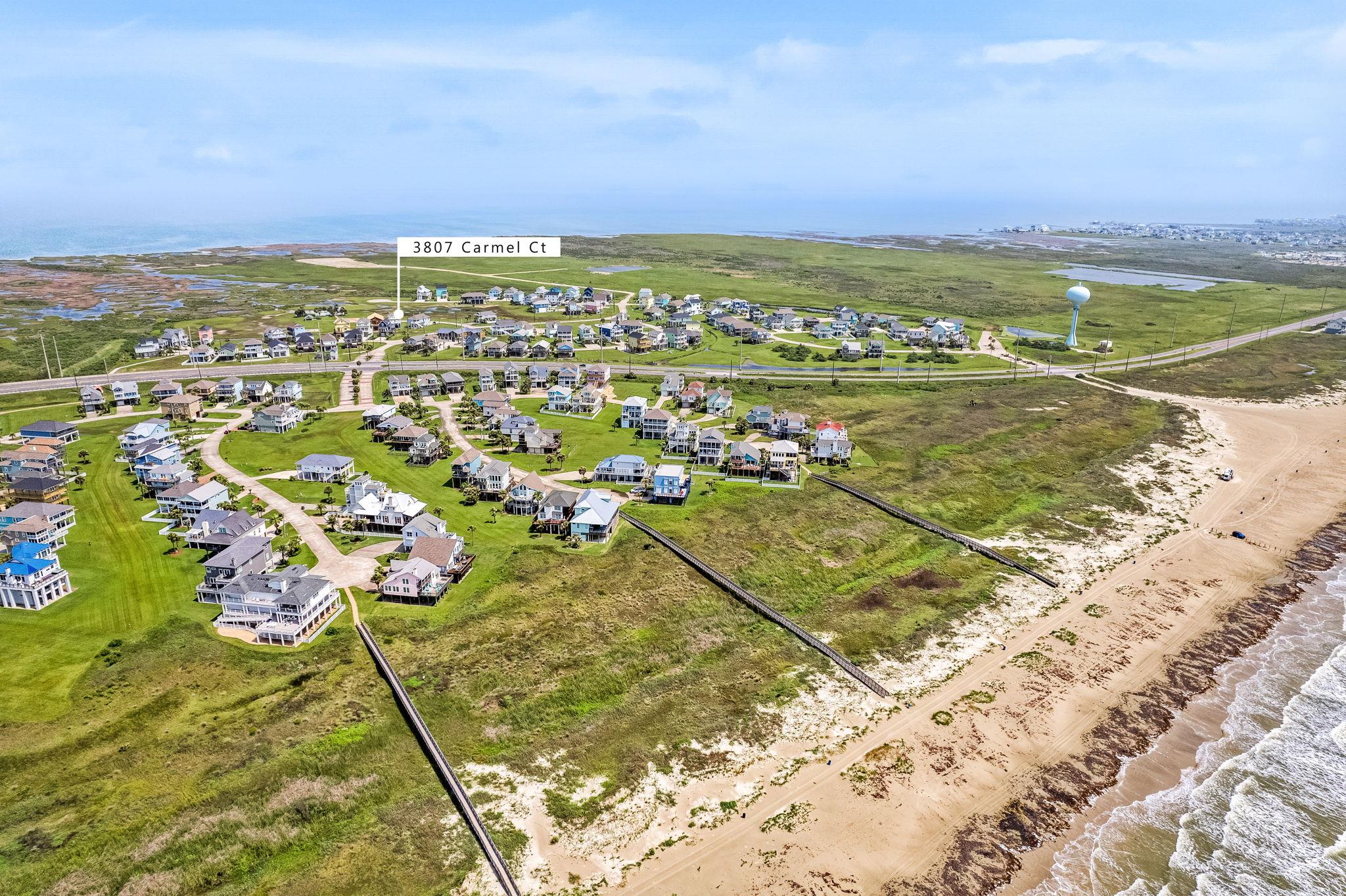 3807 Carmel Ct, Galveston, TX 77554
