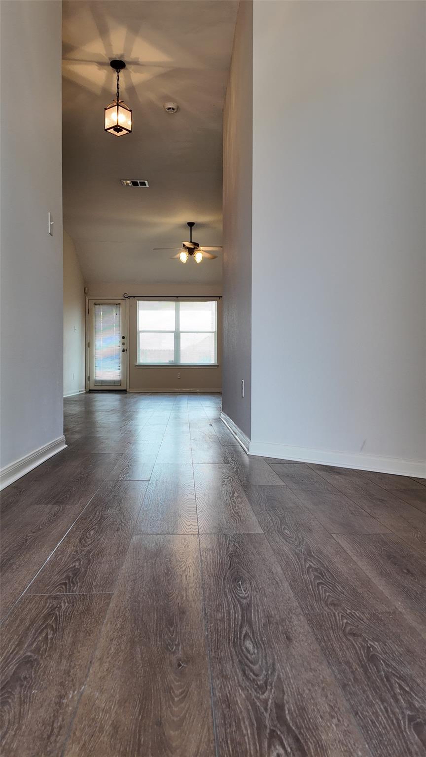 100 Maplewood S, Kyle, TX 78640