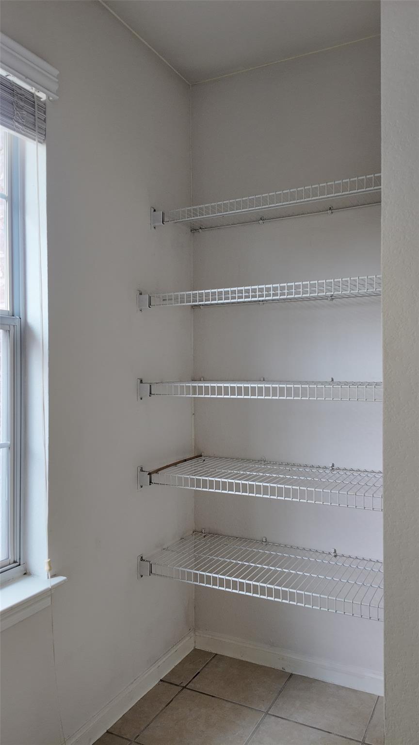 100 Maplewood S, Kyle, TX 78640