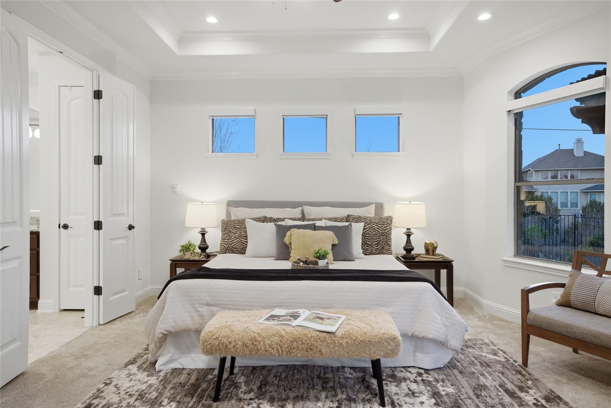 105 Edinburgh Isle Ct, Lakeway, TX 78738