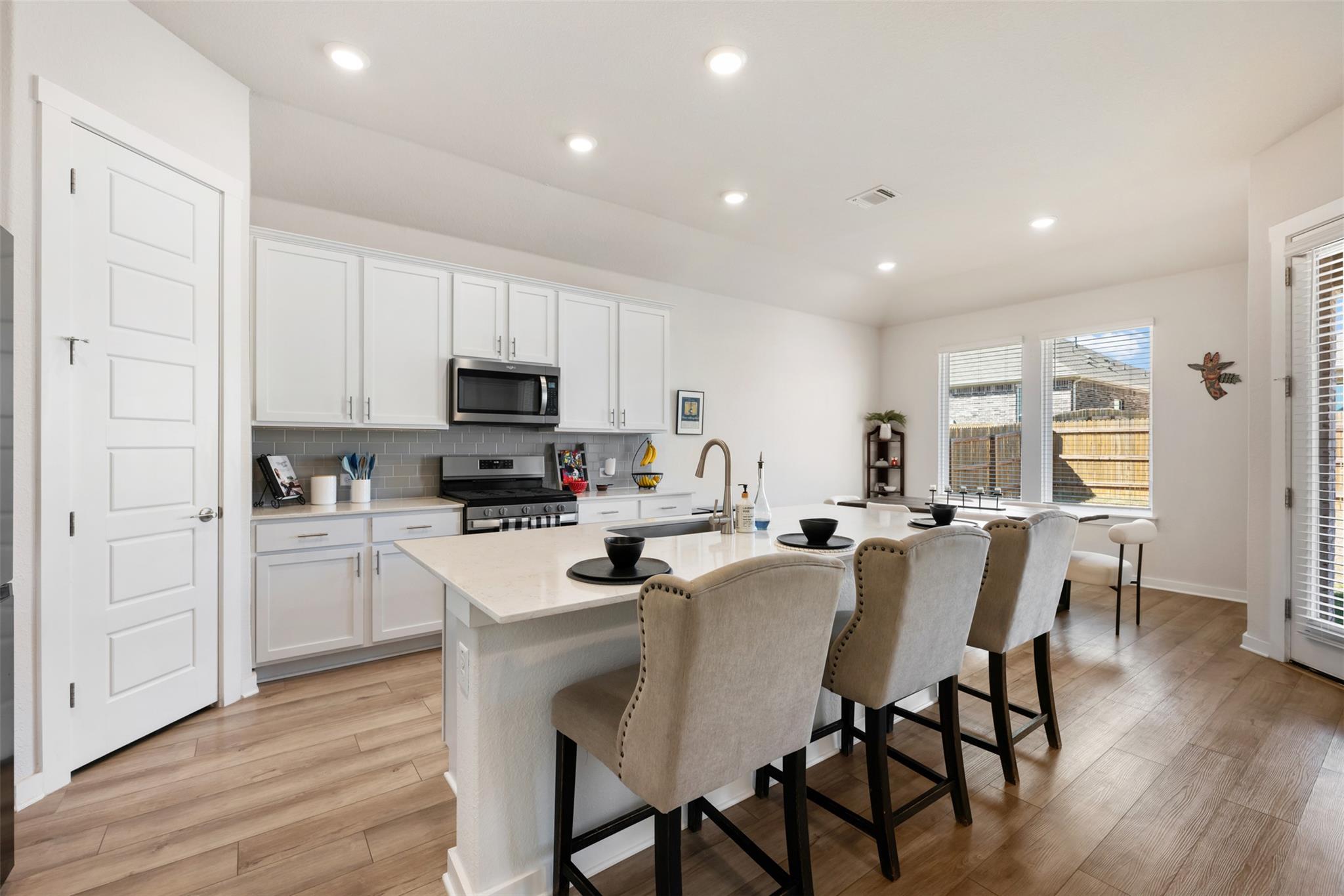 405 Mountain Sky Bnd, Leander, TX 78641