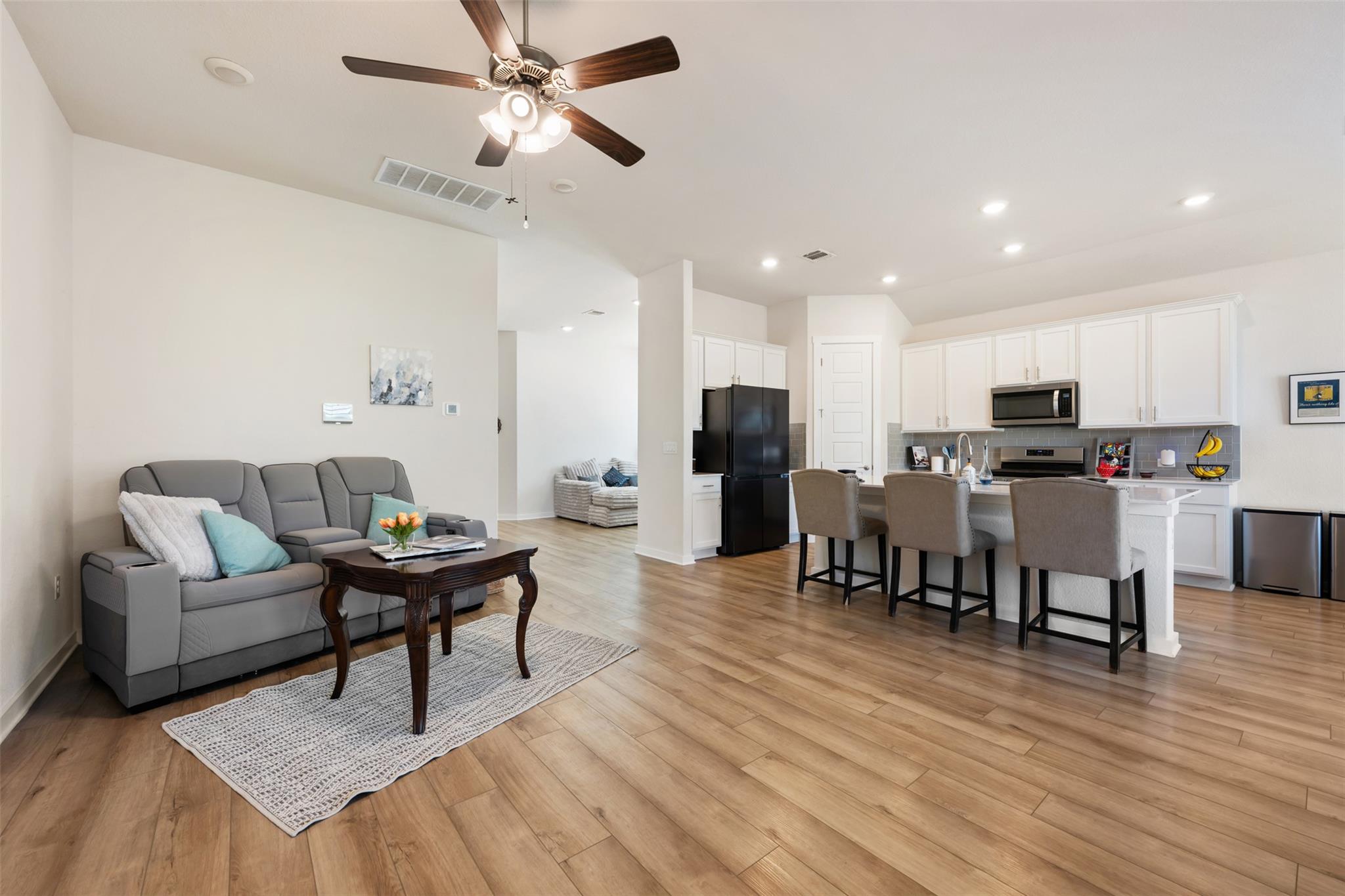 405 Mountain Sky Bnd, Leander, TX 78641