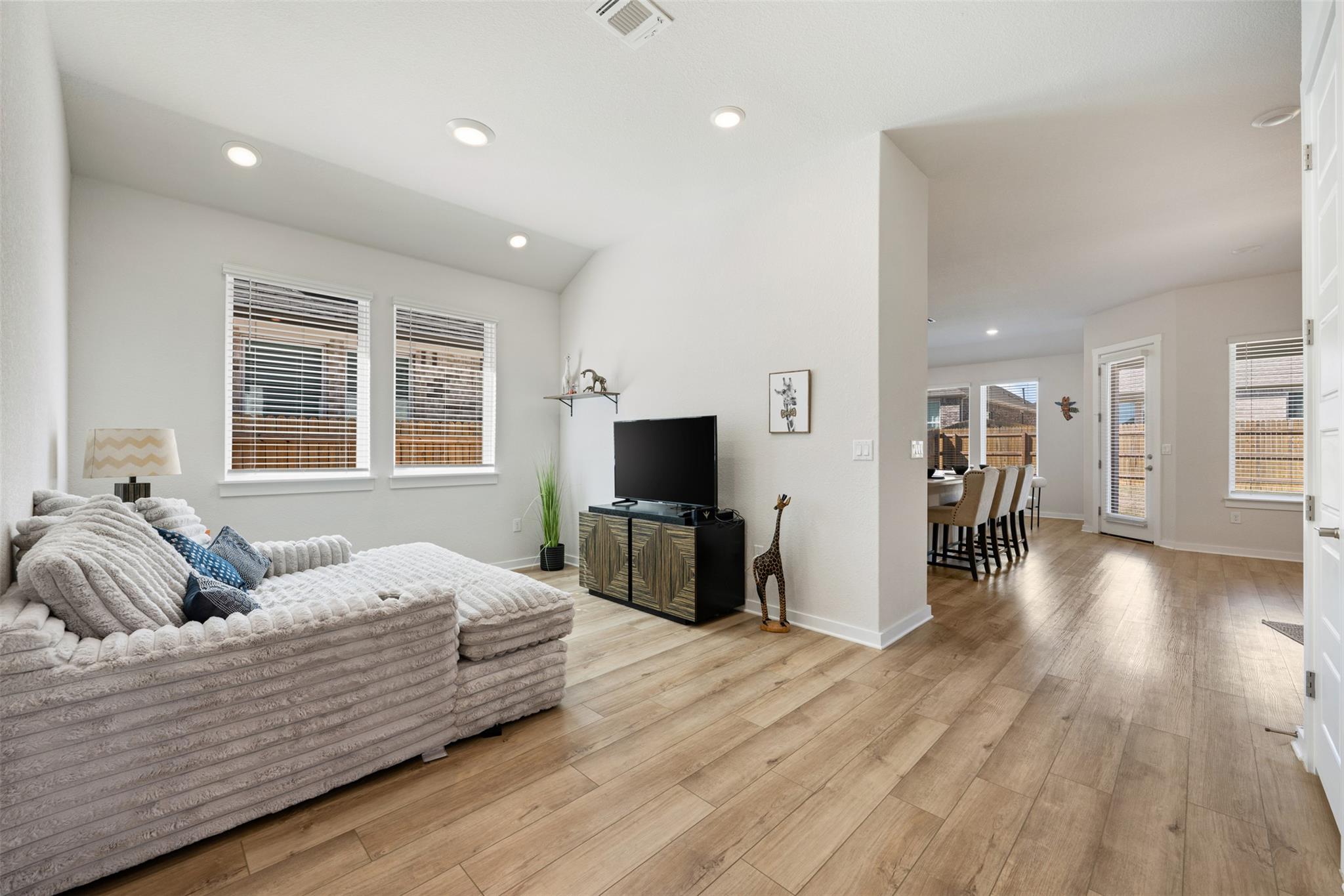 405 Mountain Sky Bnd, Leander, TX 78641