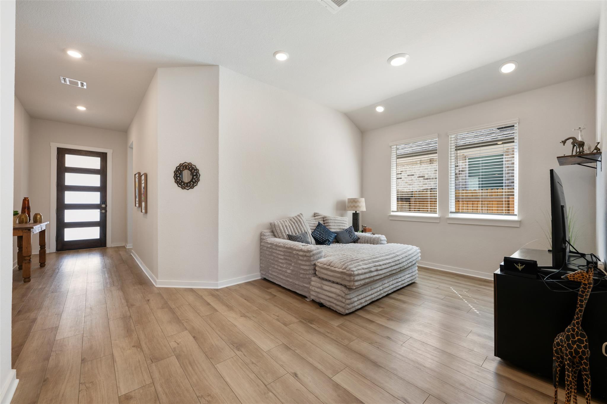 405 Mountain Sky Bnd, Leander, TX 78641