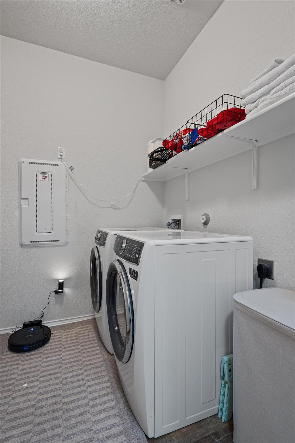 124 Northern Harrier Ct, Leander, TX 78641