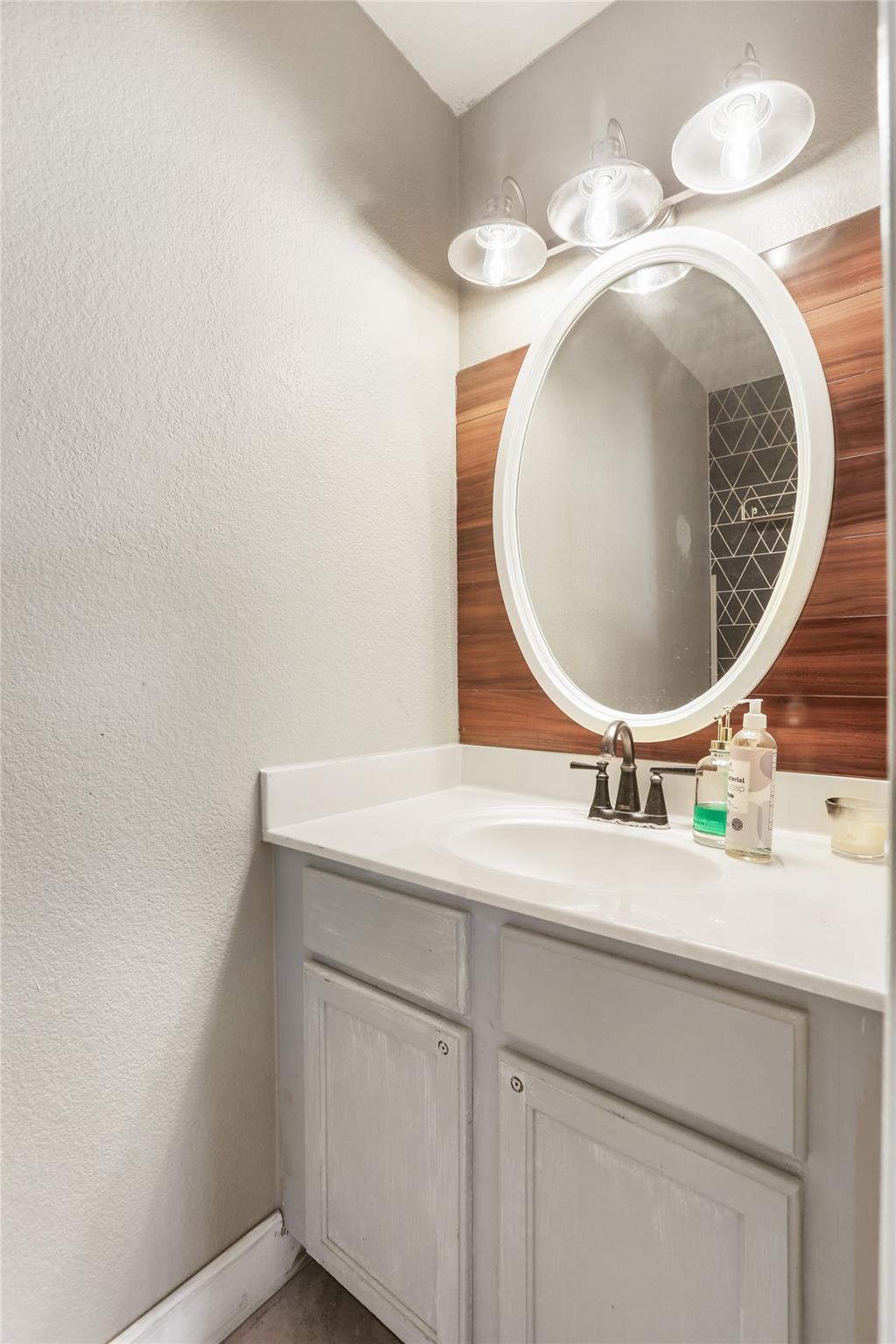 303 Greener Dr, Leander, TX 78641