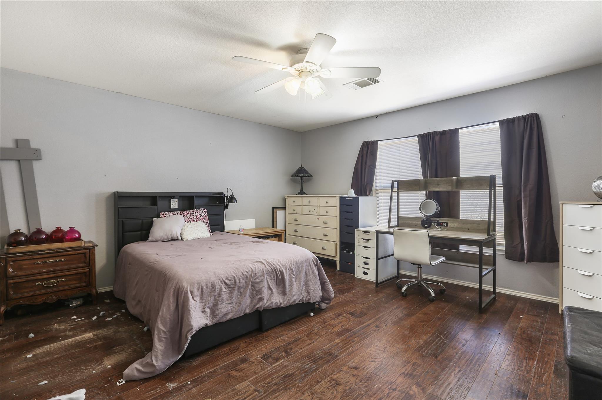 303 Greener Dr, Leander, TX 78641