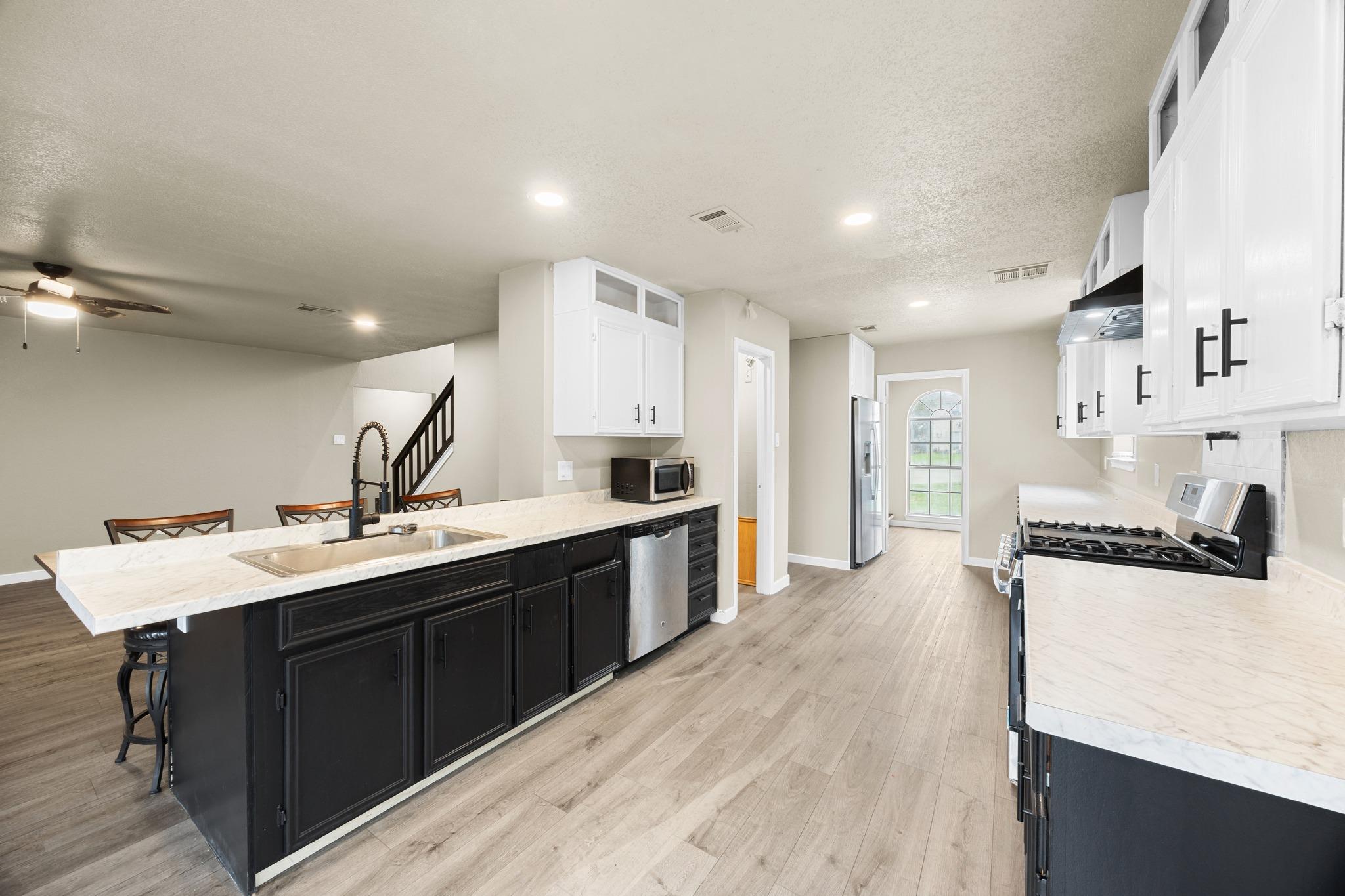 406 Bowen Cir, Copperas Cove, TX 76522