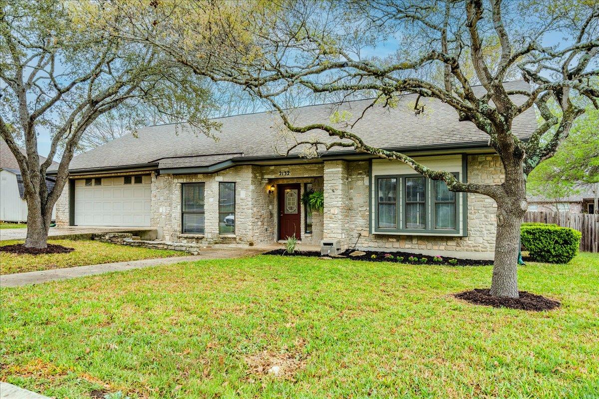 2132 Northcrest Dr, New Braunfels, TX 78130