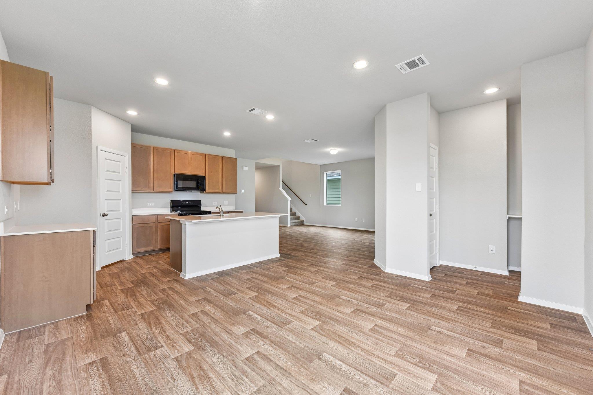 501 Rear Boot Way, Liberty Hill, TX 78642