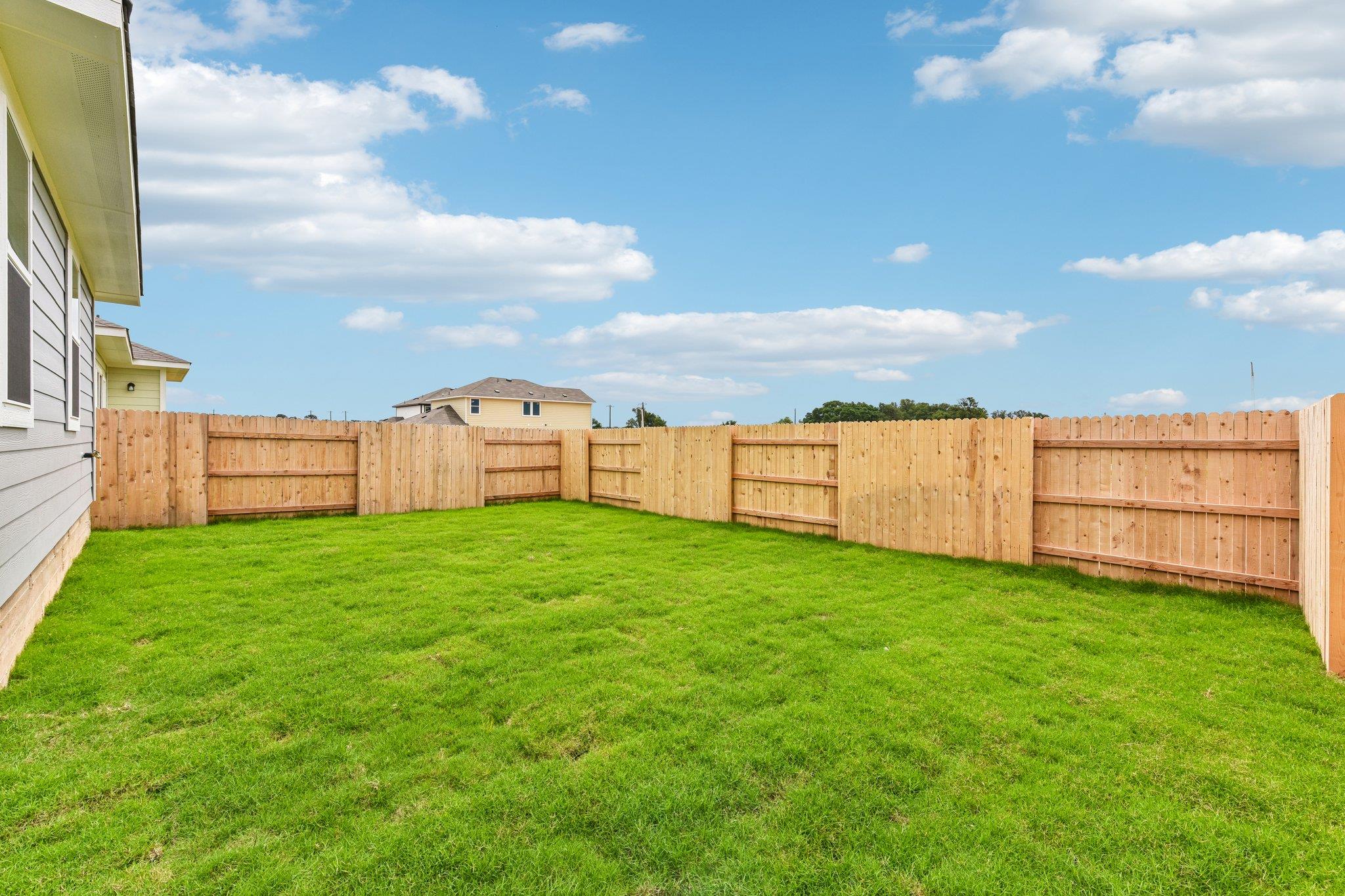 501 Rear Boot Way, Liberty Hill, TX 78642