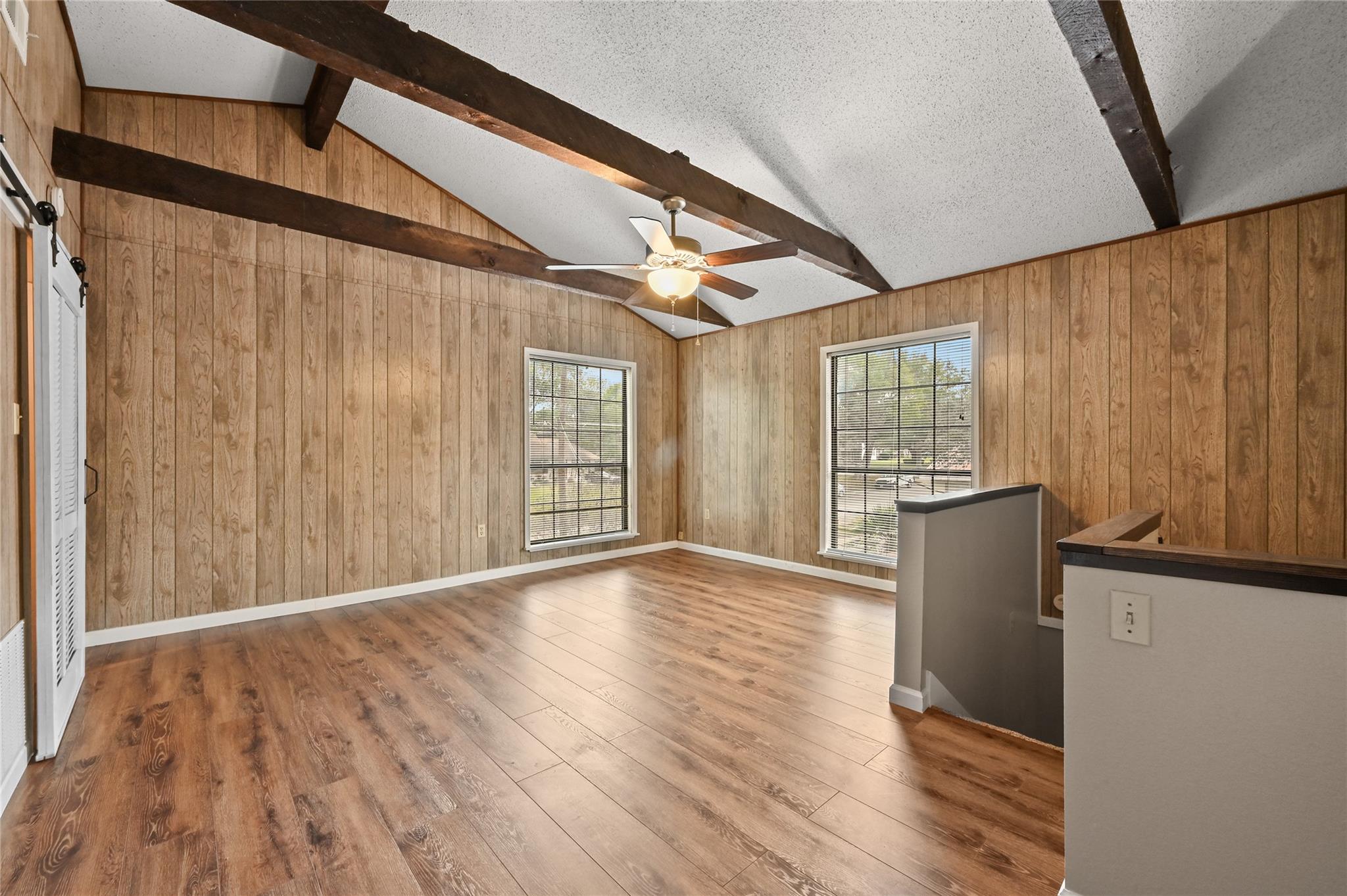 102 Rivercrest St, Luling, TX 78648