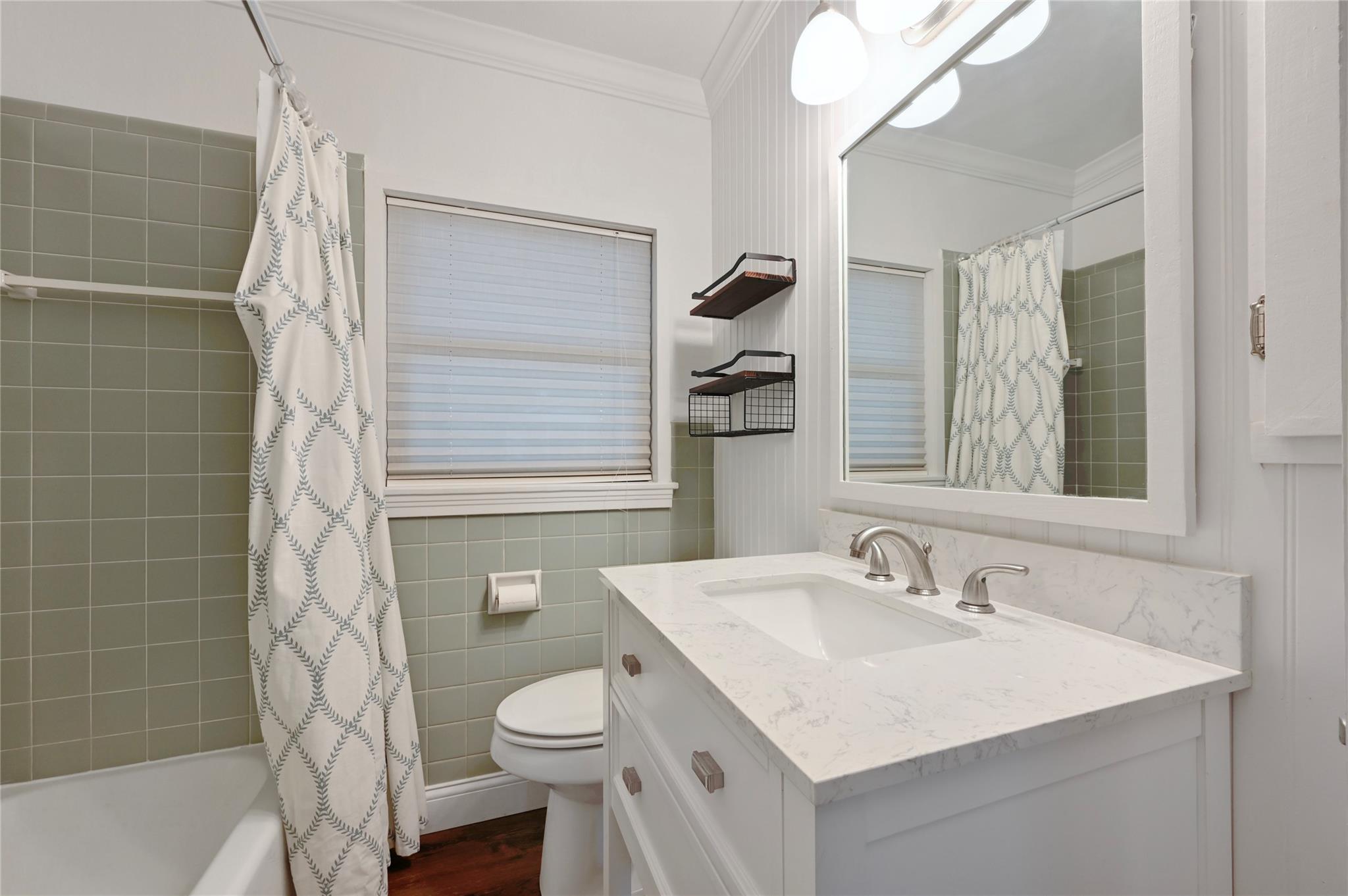 102 Rivercrest St, Luling, TX 78648