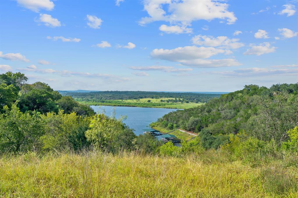 200 Contrails Way, Spicewood, TX 78669