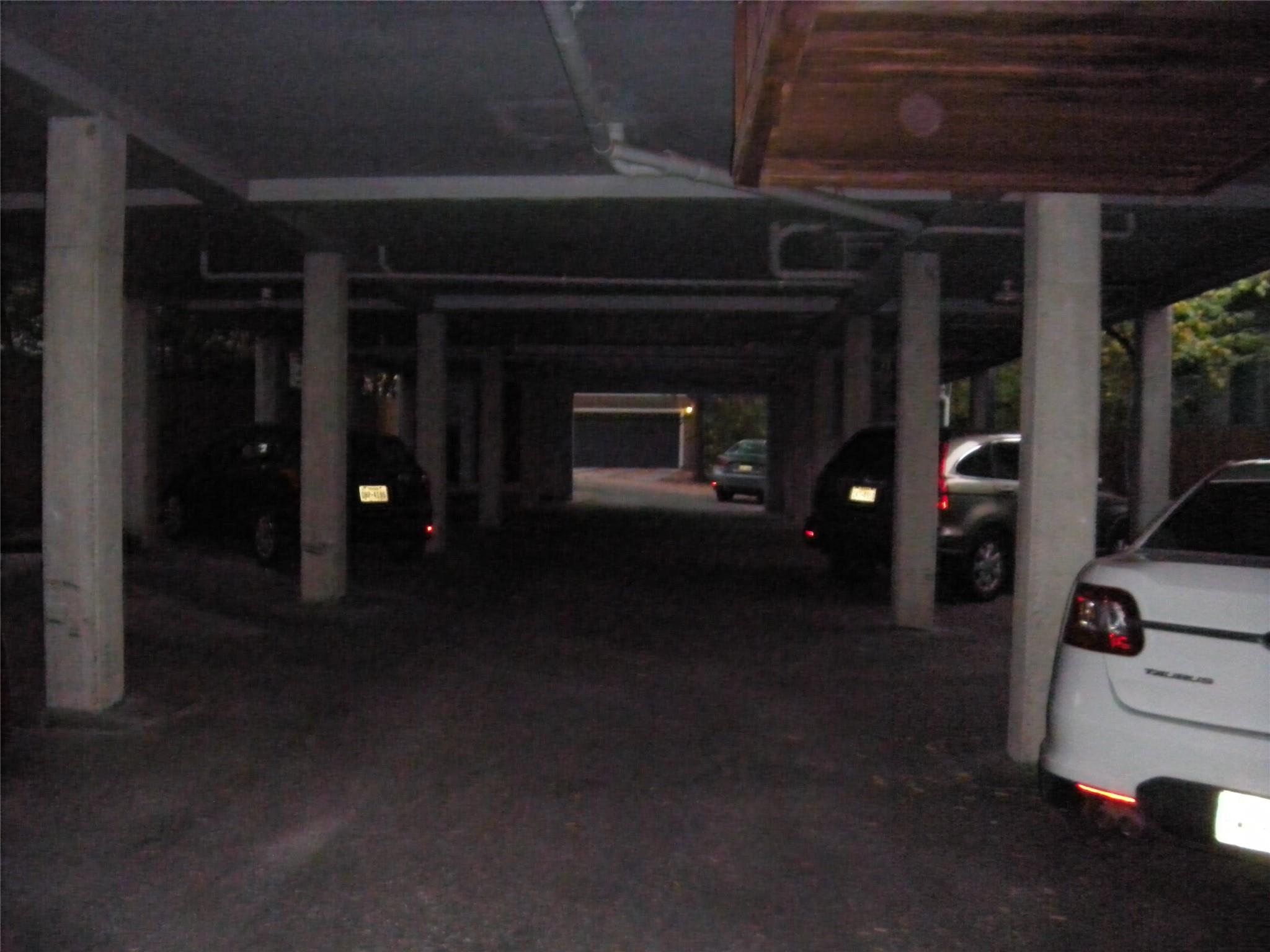 303 W 35th St # 203, Austin, TX 78705