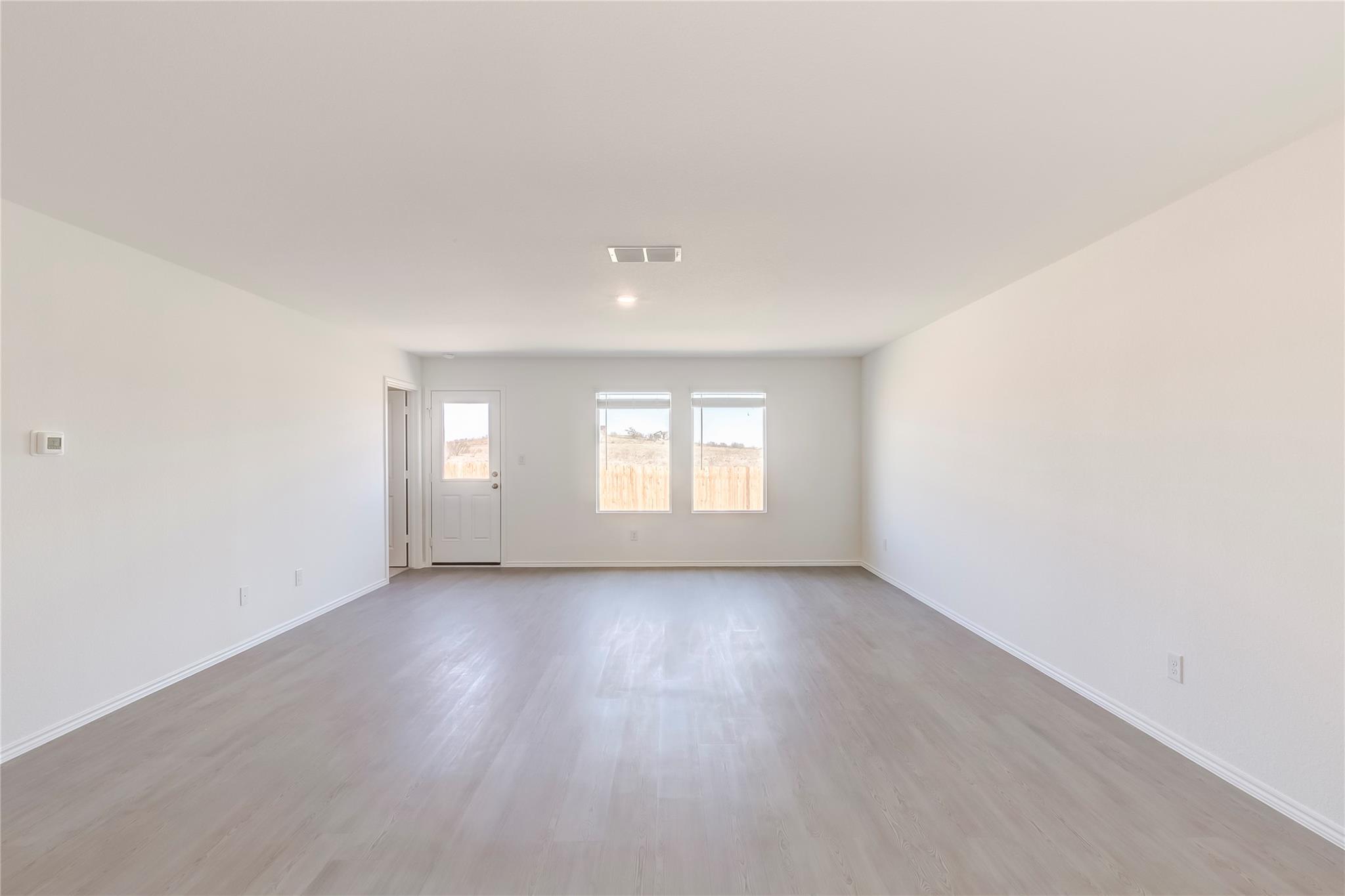 535 Paris St, Maxwell, TX 78656